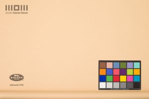 studio fotograficzne do&nbsp;wynajęcia, Opole, kolorowe tła kartonowe