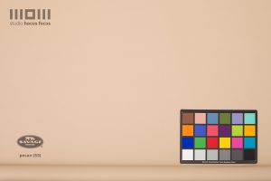 studio fotograficzne do&nbsp;wynajęcia, Opole, kolorowe tła kartonowe