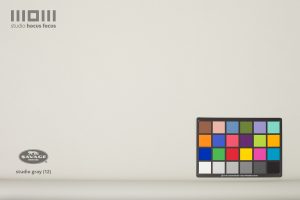 studio fotograficzne do&nbsp;wynajęcia, Opole, kolorowe tła kartonowe